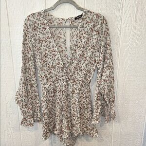 NEW Meek Floral Romper Jumpsuit Playsuit V Neck Ruffle Hem